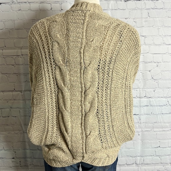 Cardigan (M/L) - Picture 3 of 9